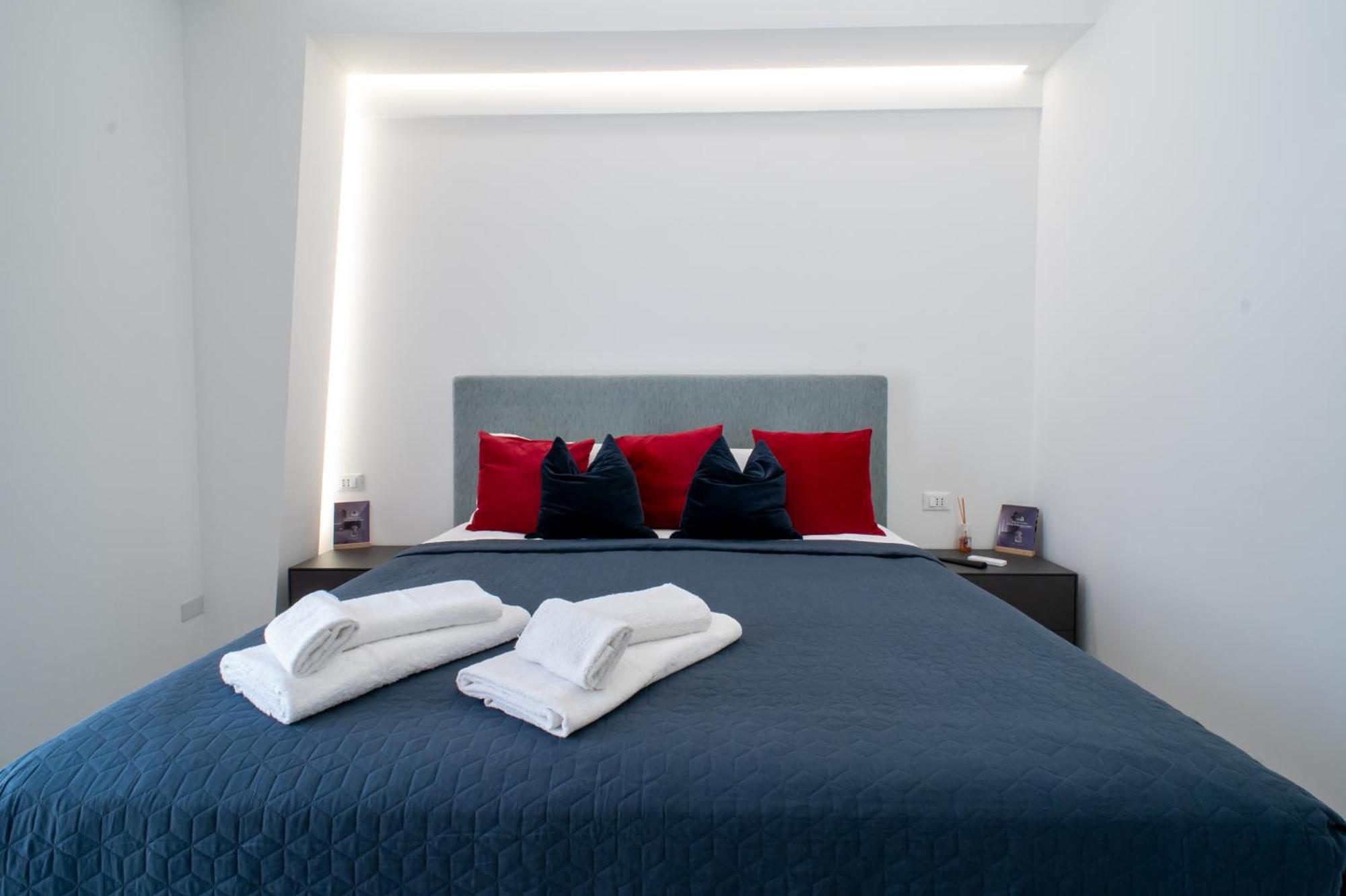 Affittacamere Mani - Camere Con Bagno Privato Гела Экстерьер фото